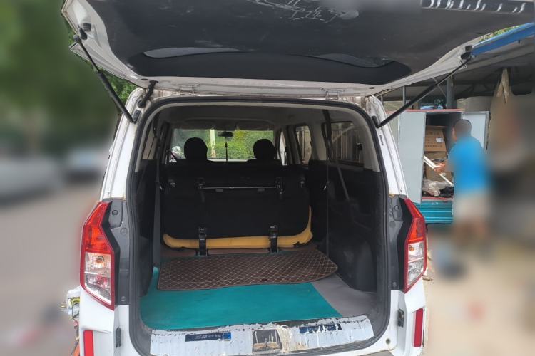 Used Wuling Zhengcheng 2021 1.5T Manual Comfort Version Trunk