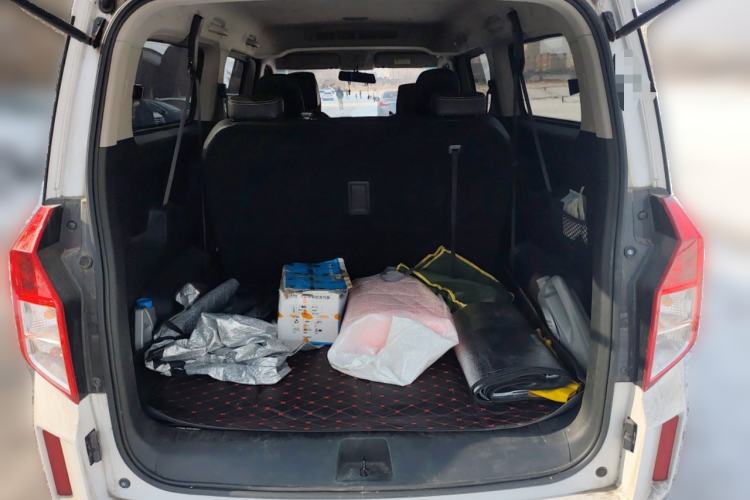Used Wuling Zhengcheng 2021 1.5T Manual Luxury Version Trunk