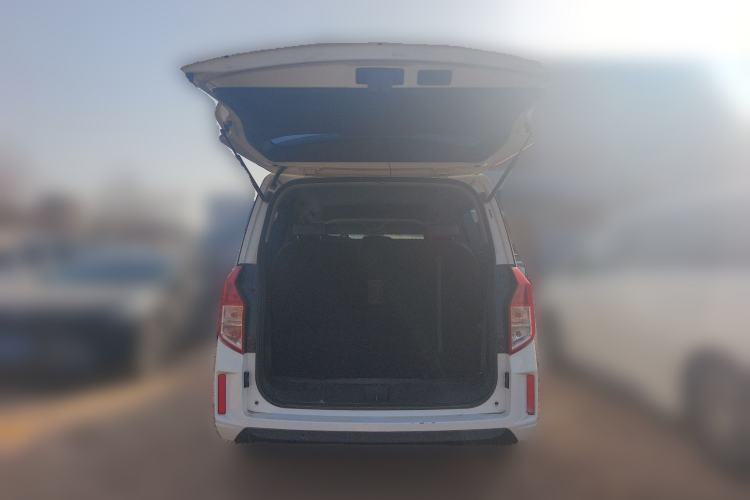Used Wuling Zhengcheng 2021 1.5T Manual Luxury Version Trunk