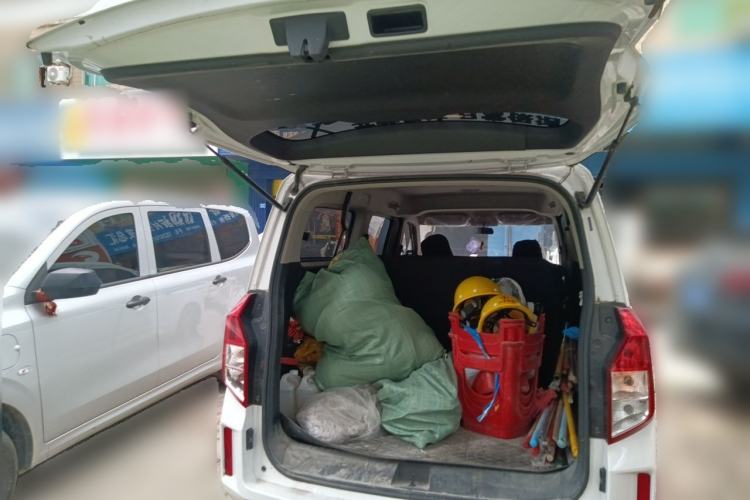 Used Wuling Zhengcheng 2021 1.5T Manual Comfort Version Trunk