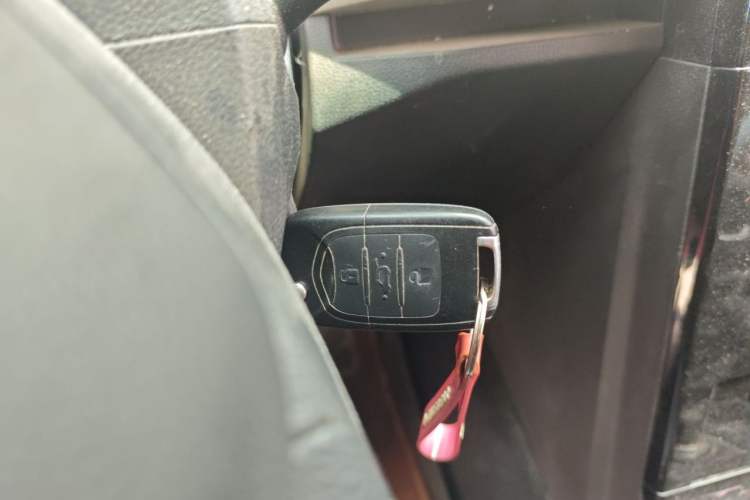 Used Wuling Zhengcheng 2021 1.5T Manual Luxury Version Vehicle Key