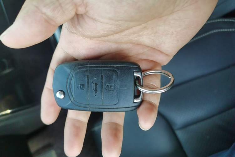 Used Wuling Zhengcheng 2021 1.5T Manual Luxury Version Vehicle Key