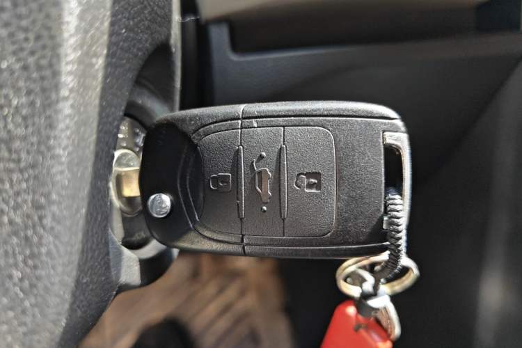 Used Wuling Zhengcheng 2021 1.5T Manual Comfort Version Vehicle Key