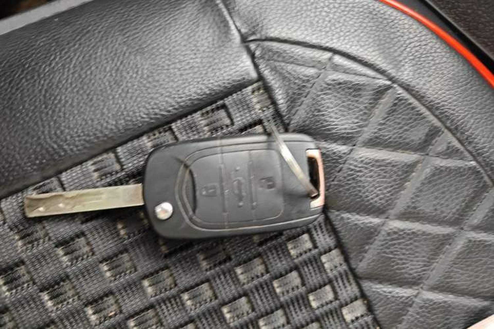 Used Wuling Zhengcheng 2021 1.5T Manual Comfort Version Vehicle Key