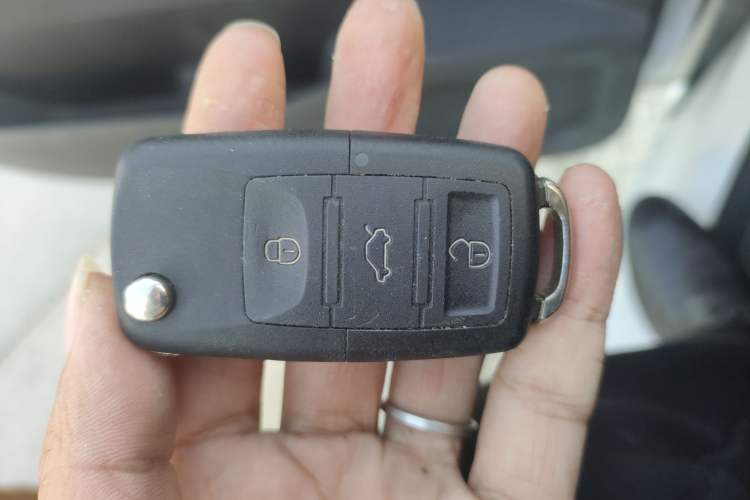 Used Wuling Zhengcheng 2021 1.5T Manual Comfort Version Vehicle Key