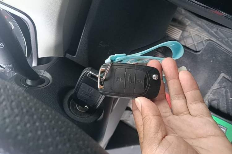 Used Wuling Zhengcheng 2021 1.5T Manual Luxury Version Vehicle Key