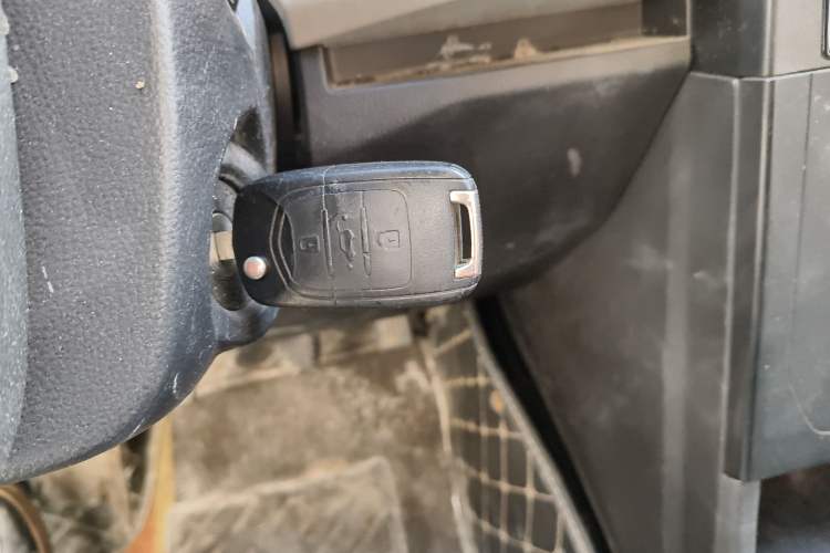 Used Wuling Zhengcheng 2021 1.5T Manual Comfort Version Vehicle Key