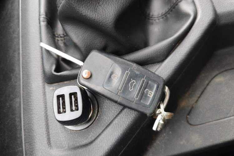 Used Wuling Zhengcheng 2021 1.5T Manual Comfort Version Vehicle Key