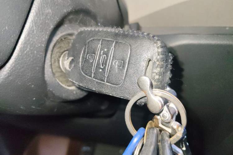 Used Wuling Zhengcheng 2021 1.5T Manual Comfort Version Vehicle Key