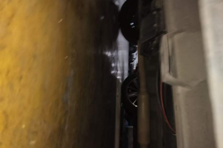 Used Wuling Zhengcheng 2022 2.0L Manual Entrepreneurial Version Chassis Front Left