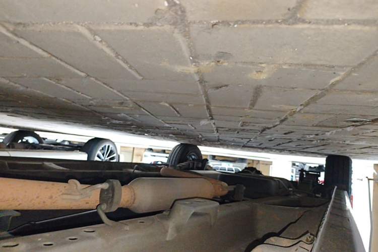 Used Wuling Zhengcheng 2022 2.0L Manual Entrepreneurial Version Chassis Front Right