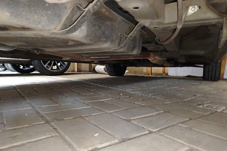 Used Wuling Zhengcheng 2022 2.0L Manual Entrepreneurial Version Chassis Rear Right