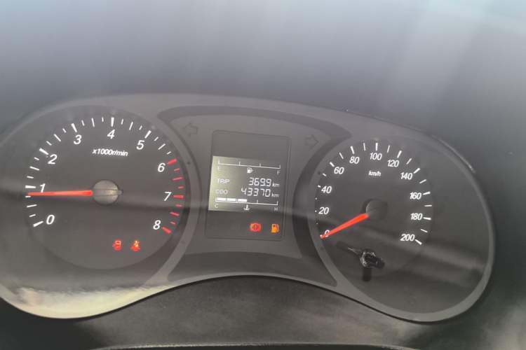 Used Wuling Zhengcheng 2022 2.0L Manual Entrepreneurial Version Instrument Cluster