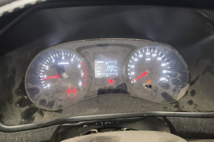 Used Wuling Zhengcheng 2022 2.0L Manual Entrepreneurial Version Instrument Cluster