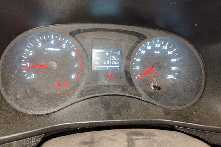 Used Wuling Zhengcheng 2022 2.0L Manual Entrepreneurial Version Instrument Cluster