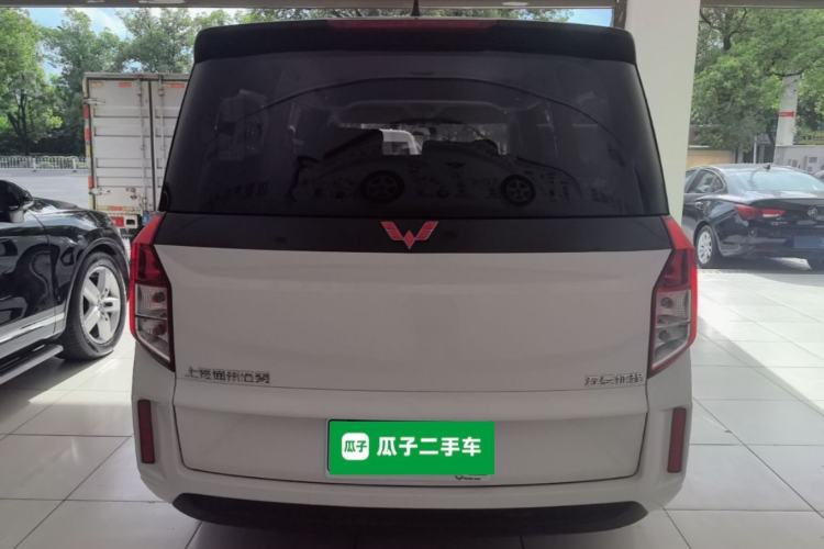 Used Wuling Zhengcheng 2022 2.0L Manual Entrepreneurial Version Rear