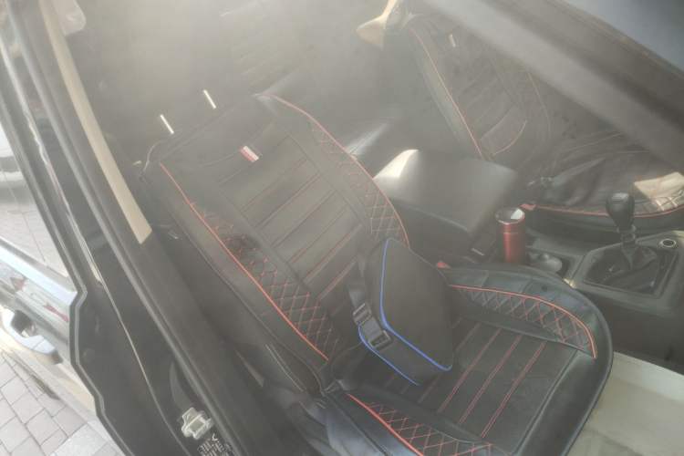 Used Wuling Zhengcheng 2022 2.0L Manual Entrepreneurial Version Right Front Seat