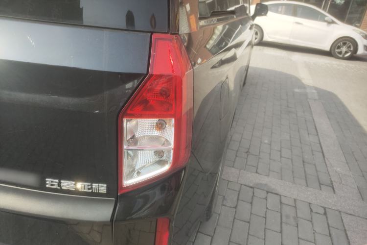Used Wuling Zhengcheng 2022 2.0L Manual Entrepreneurial Version Right Rear Taillight