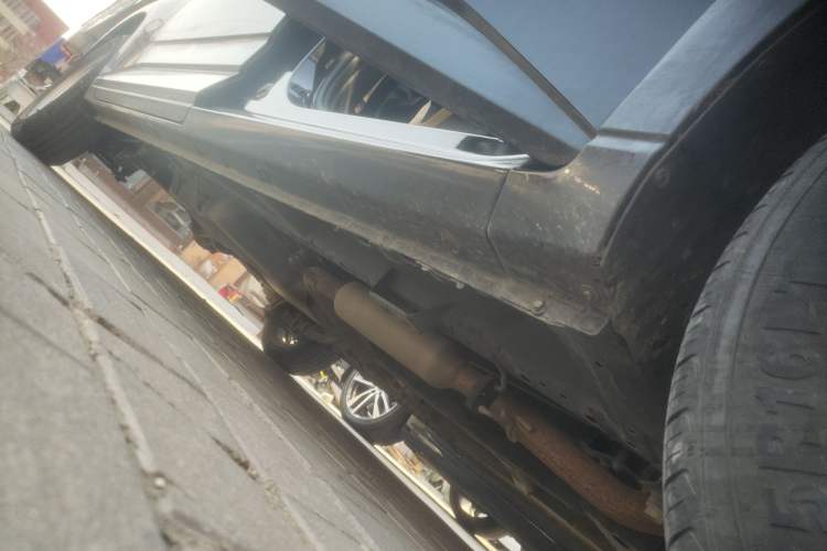 Used Wuling Zhengcheng 2022 2.0L Manual Entrepreneurial Version Right Side Sill