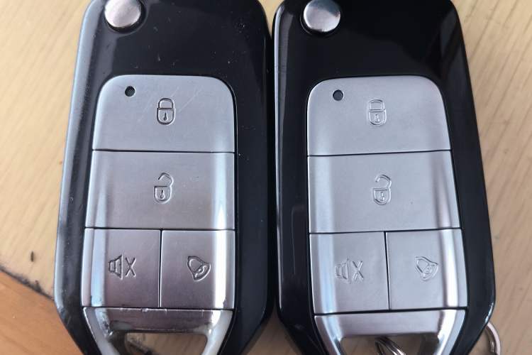 Used Wuling Zhengcheng 2022 2.0L Manual Entrepreneurial Version Vehicle Key