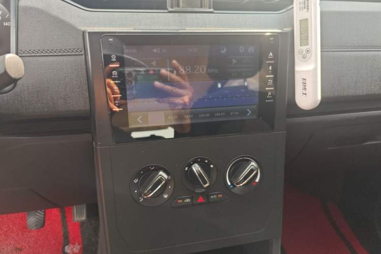 Used Wuling Zhengcheng 2022 2.0L Manual Entrepreneurial Version Audio And AC Panel