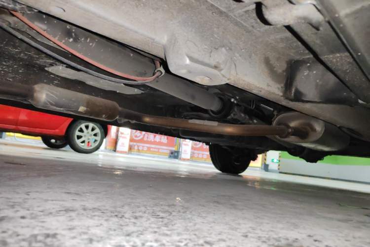 Used Wuling Zhengcheng 2022 2.0L Manual Entrepreneurial Version Chassis Front Left