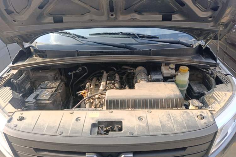 Used Wuling Zhengcheng 2022 2.0L Manual Entrepreneurial Version Engine Bay