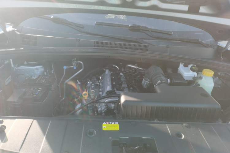 Used Wuling Zhengcheng 2022 2.0L Manual Entrepreneurial Version Engine Bay
