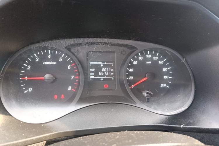 Used Wuling Zhengcheng 2022 2.0L Manual Entrepreneurial Version Instrument Cluster