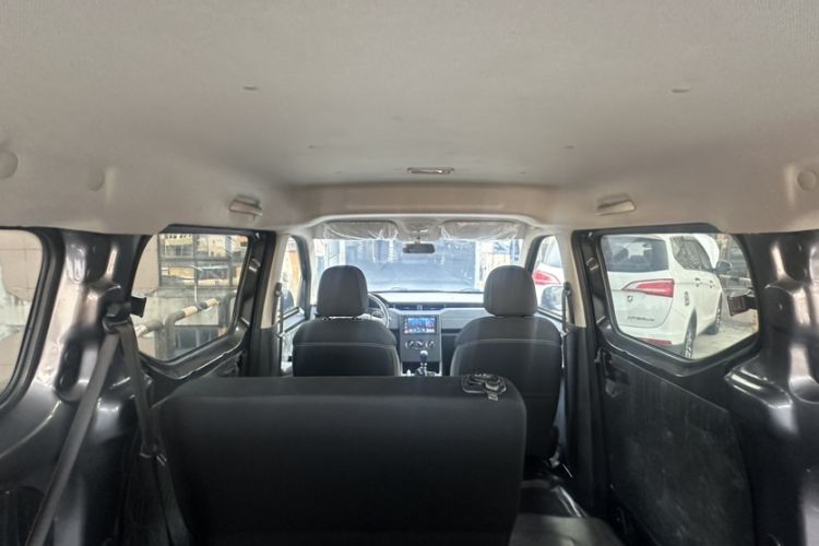 Used Wuling Zhengcheng 2022 2.0L Manual Entrepreneurial Version Interior 1