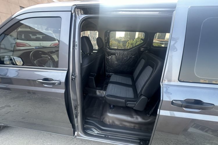 Used Wuling Zhengcheng 2022 2.0L Manual Entrepreneurial Version Interior 2