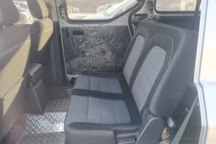 Used Wuling Zhengcheng 2022 2.0L Manual Entrepreneurial Version Interior 4
