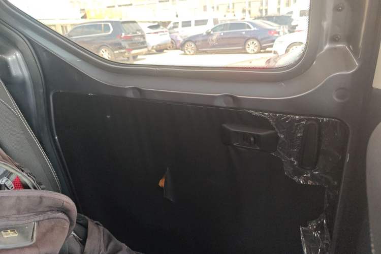 Used Wuling Zhengcheng 2022 2.0L Manual Entrepreneurial Version Left Rear Door Interior