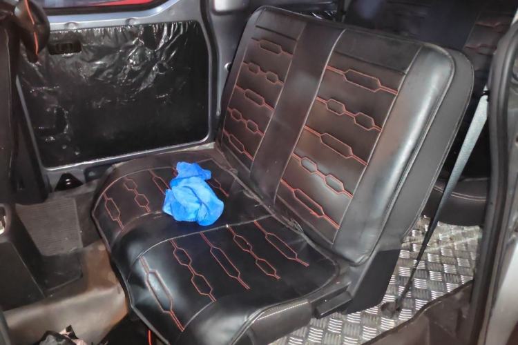 Used Wuling Zhengcheng 2022 2.0L Manual Entrepreneurial Version Left Rear Seat