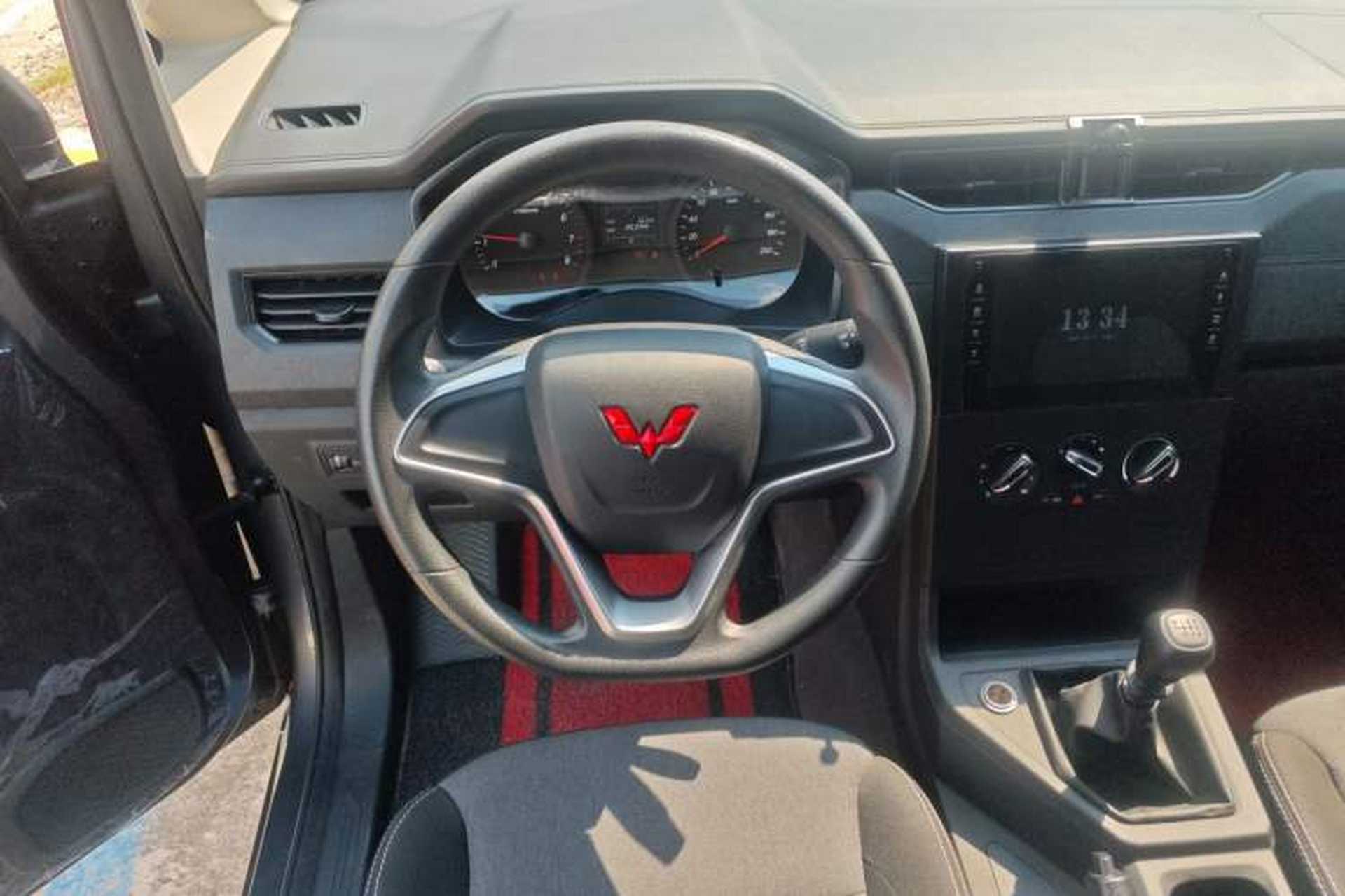 Used Wuling Zhengcheng 2022 2.0L Manual Entrepreneurial Version Steering Wheel