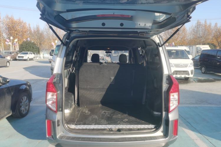 Used Wuling Zhengcheng 2022 2.0L Manual Entrepreneurial Version Trunk