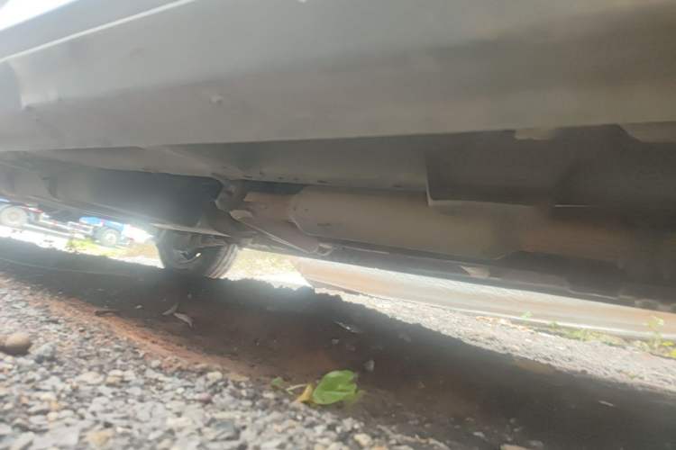 Used Wuling Zhengcheng 2022 2.0L Manual Entrepreneurial Version Chassis Front Right