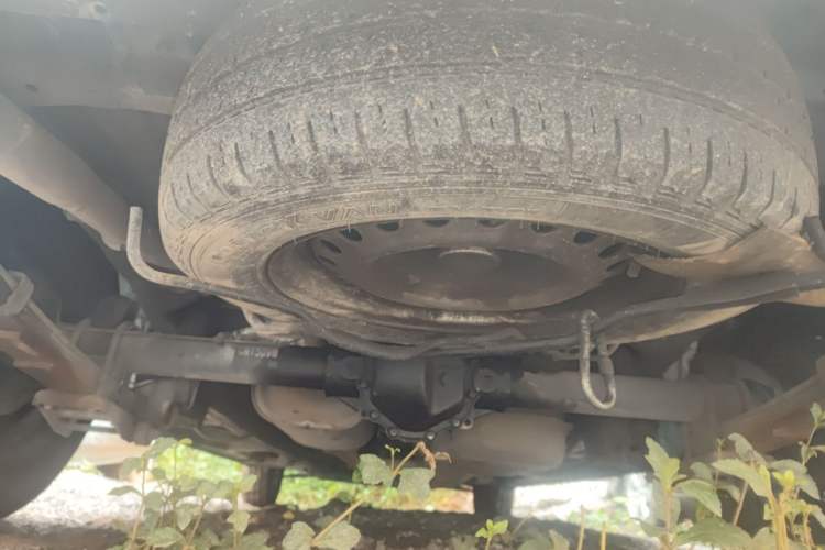 Used Wuling Zhengcheng 2022 2.0L Manual Entrepreneurial Version Chassis Rear