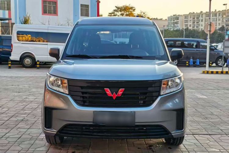 Used Wuling Zhengcheng 2022 2.0L Manual Entrepreneurial Version Exterior 3