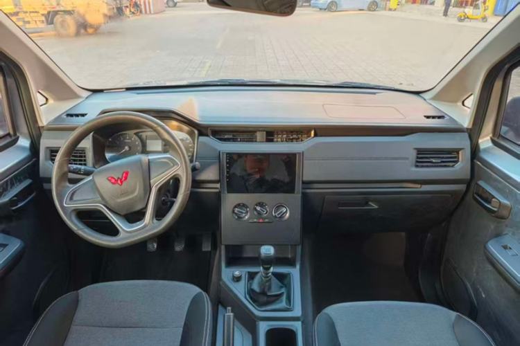 Used Wuling Zhengcheng 2022 2.0L Manual Entrepreneurial Version Exterior 4