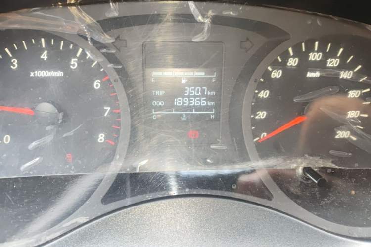 Used Wuling Zhengcheng 2022 2.0L Manual Entrepreneurial Version Odometer Close Up