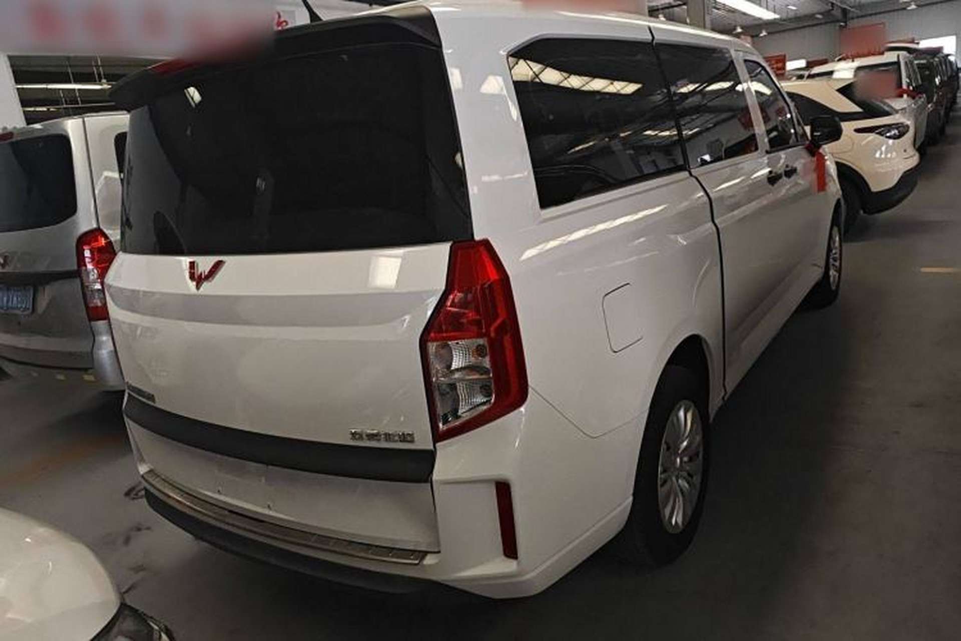 Used Wuling Zhengcheng 2022 2.0L Manual Entrepreneurial Version Exterior 3