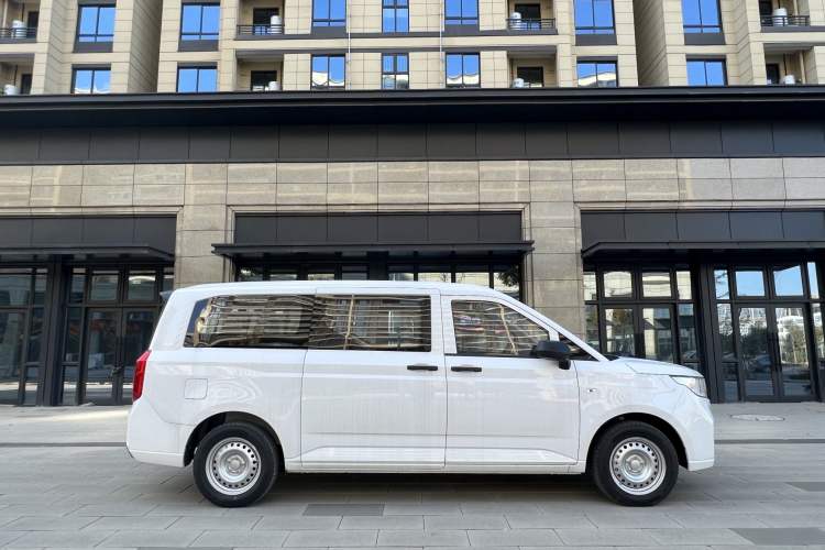 Used Wuling Zhengcheng 2022 2.0L Manual Entrepreneurial Version Exterior 5