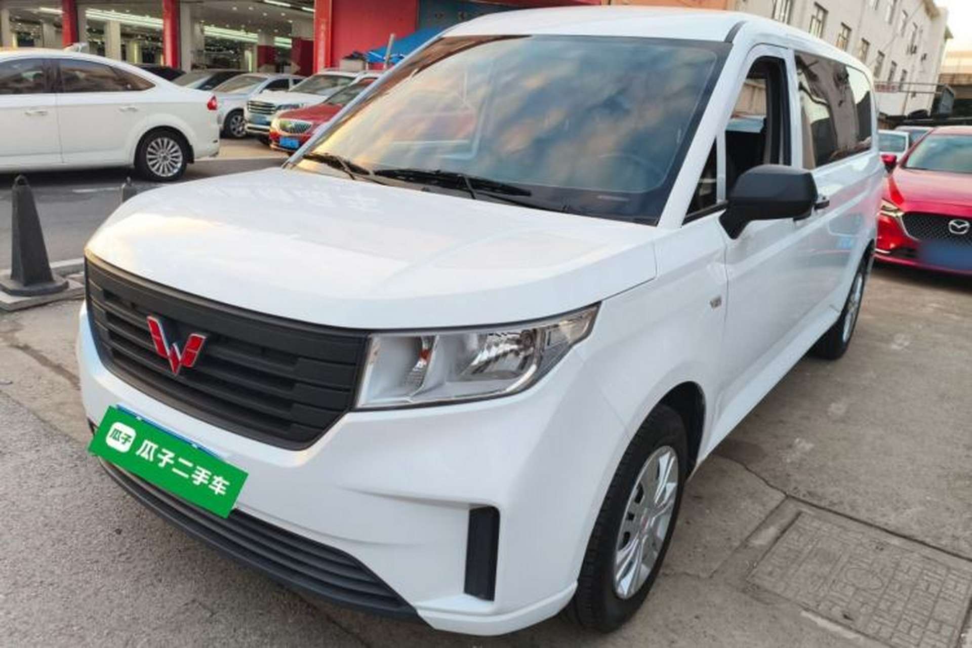 Used Wuling Zhengcheng 2022 2.0L Manual Entrepreneurial Version Front Left 45 Deg