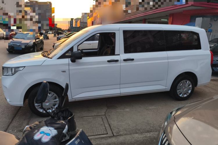 Used Wuling Zhengcheng 2022 2.0L Manual Entrepreneurial Version Left Side