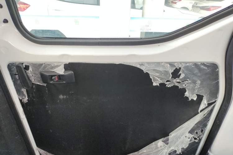 Used Wuling Zhengcheng 2022 2.0L Manual Entrepreneurial Version Right Rear Door Interior