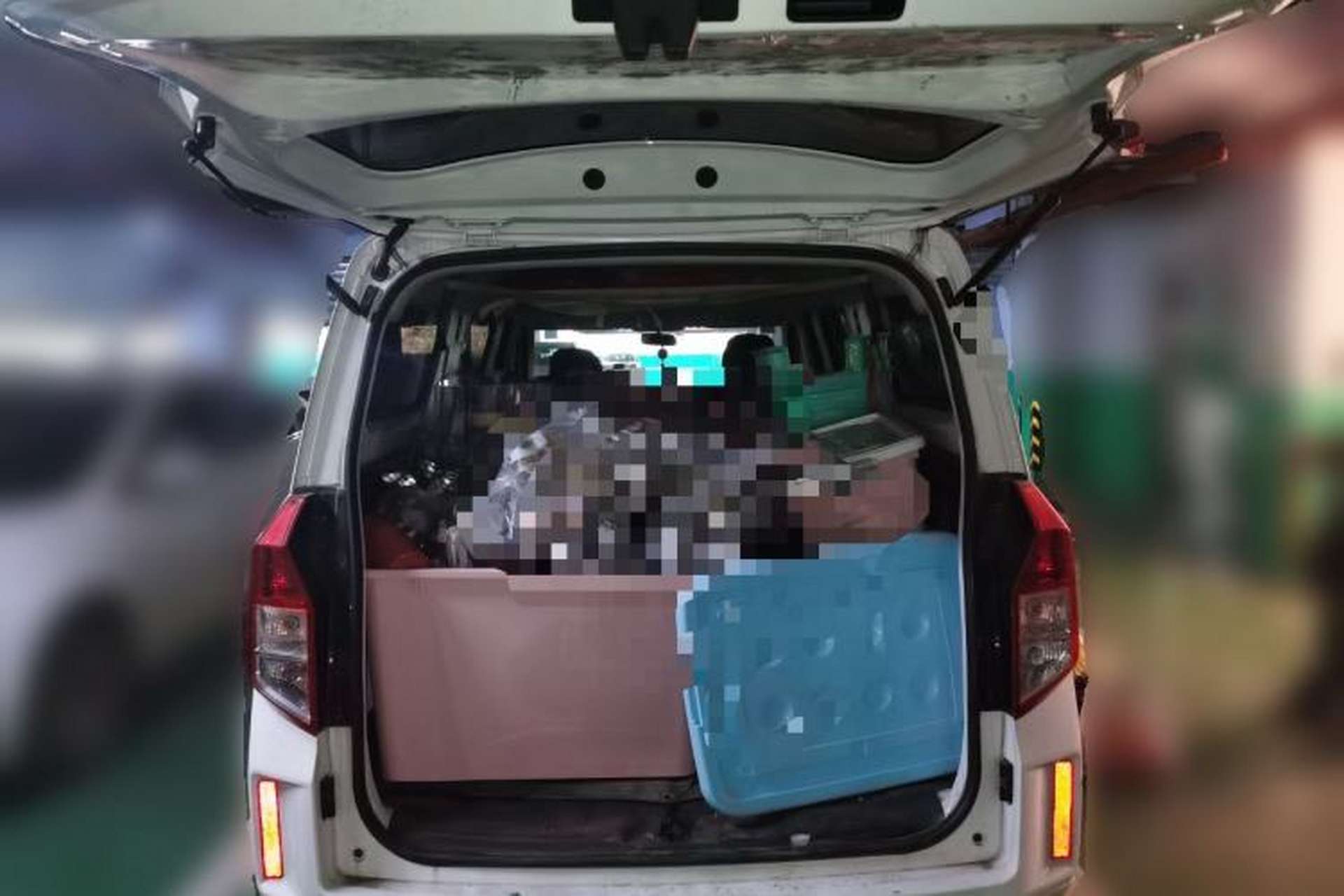 Used Wuling Zhengcheng 2022 2.0L Manual Entrepreneurial Version Trunk