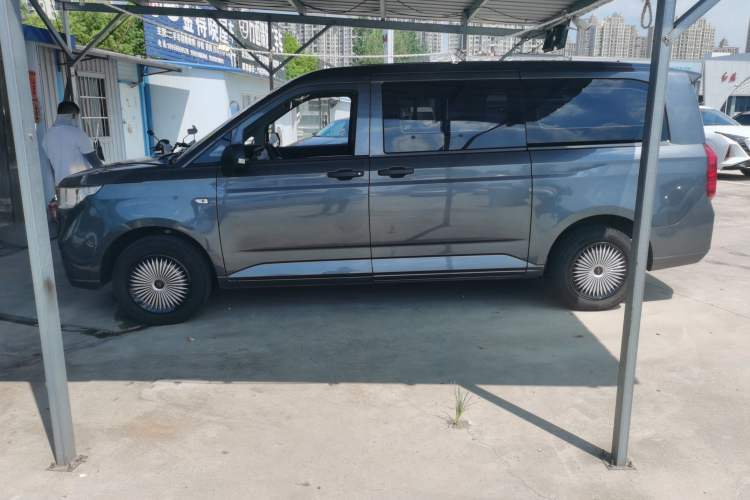 Used Wuling Zhengcheng New Energy 2023 Comfort Model Exterior 3