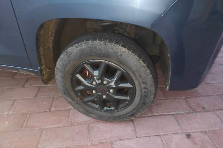 Used Wuling Zhengtu 2021 1.5L Adventure LAR Right Front Wheel Hub