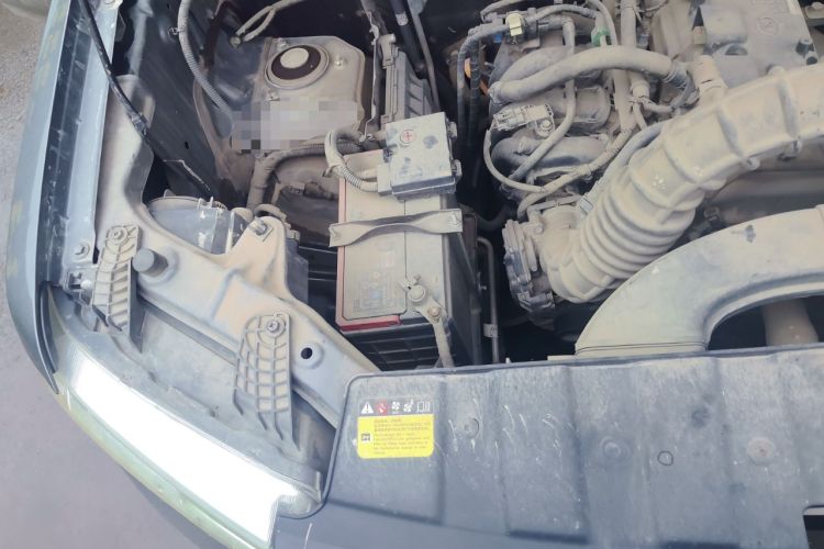Used Wuling Zhengtu 2021 1.5L Adventure LAR Engine Bay Right